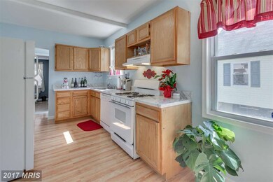 22 Fullerton Heights Ave, Nottingham, MD 21236 - photo 4