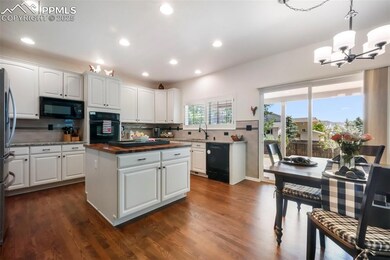 NEWLY Remodeled Kitchen