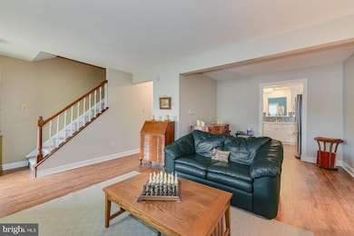 118 Malvern Ct, Mount Laurel, NJ 08054 - photo 5