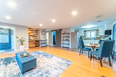 186 Gwen Rd, Meriden, CT 06451 - photo 6