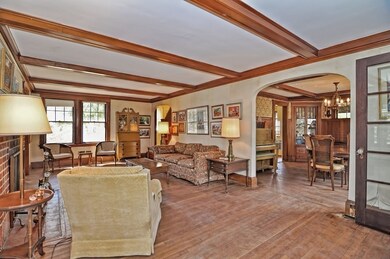 55 Pilgrim Rd, Marblehead, MA 01945 - photo 5