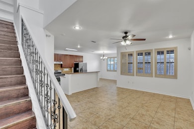 9813 Sandhill unit 42, Laredo, TX 78045 - photo 4