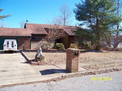 14 Bock Blvd 033