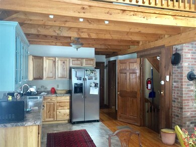 521 Crestwood Rd, Lyndonville, VT 05851 - photo 4