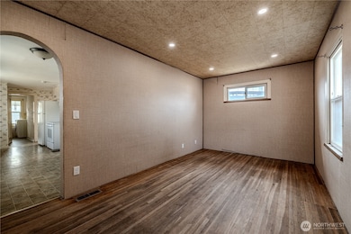 915 Orondo Ave, Wenatchee, WA 98801 - photo 5