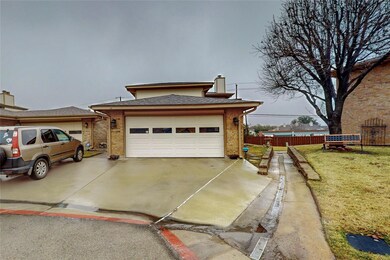 13 Dewberry Ct, Bedford, TX 76021 - photo 2