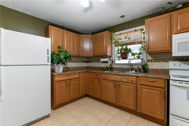 48 Sisson St, Providence, RI 02909 - photo 6