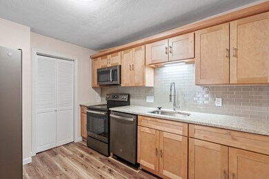 8 Lafayette Park unit 2, Lynn, MA 01902 - photo 7