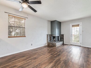 516 S Park Dr unit 204, Austin, TX 78704 - photo 4