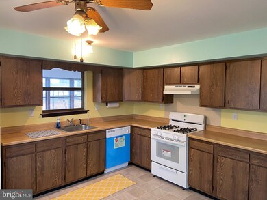 26 Greenfield Dr unit A, Berlin, NJ 08009 - photo 5