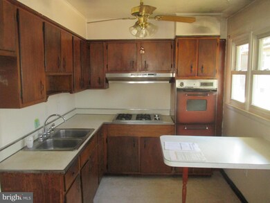 13 Charles Rd, Linthicum Heights, MD 21090 - photo 6