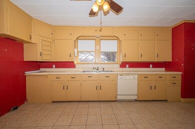 223 Whitins Rd, Sutton, MA 01590 - photo 5