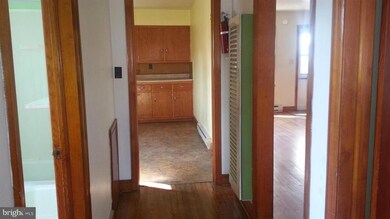 50 Independence St unit 3C, Berkeley Springs, WV 25411 - photo 6