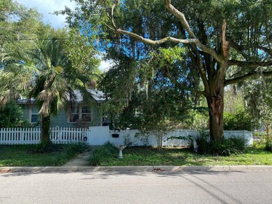 1555 Pine Grove Ave, Jacksonville, FL 32205 - photo 4