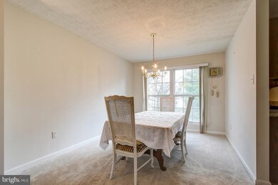 9535 Wesland Cir, Randallstown, MD 21133 - photo 5