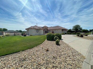 1410 S Main St, Hugoton, KS 67951 - photo 2