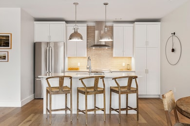 267 U S Route 1 unit 305, Falmouth, ME 04105 - photo 3