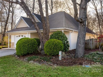 21 Honeycomb Cir, Swannanoa, NC 28778 - photo 3