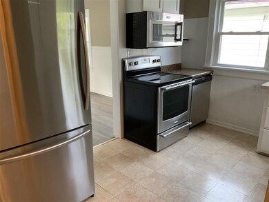 818 E 9th St, Auburn, IN 46706 - photo 4