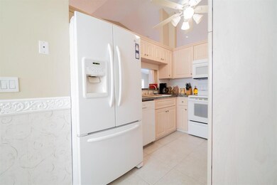 8. Kitchen 2