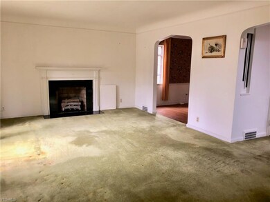 3581 Berkeley Rd, Cleveland, OH 44118 - photo 7