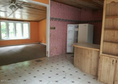 136 Winter Hill Rd unit AKA 2224 Winter Hill, Effort, PA 18330 - photo 7