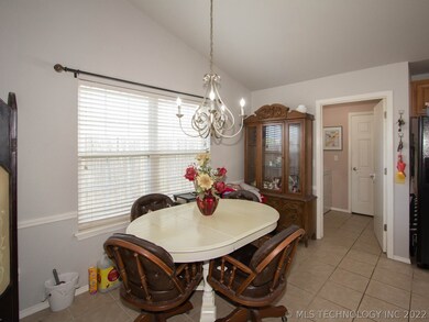 8952 S 258th East Ave, Broken Arrow, OK 74014 - photo 6