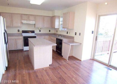 10860 Will Painter Dr, Owings Mills, MD 21117 - photo 3