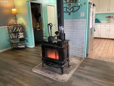 289 Ingle St, Mount Vernon, OR 97865 - photo 7