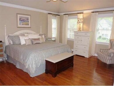 11 Berkshire Dr, Franklin, MA 02038 - photo 5