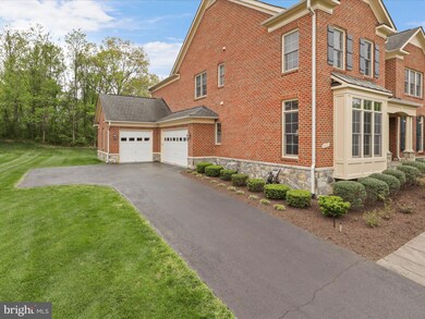 4691 Autumn Glory Way, Chantilly, VA 20151 - photo 5