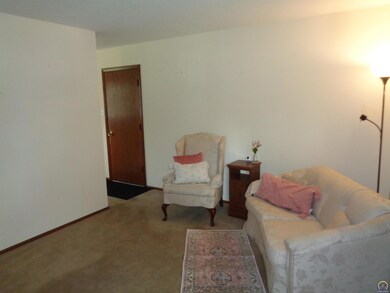 5100 SW 31st St, Topeka, KS 66614 - photo 2