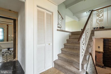 1234 Sunset Cir, Slatington, PA 18080 - photo 5