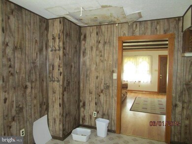 3632 Benson Ave, Halethorpe, MD 21227 - photo 5