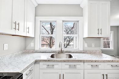 669 N Division St, Peekskill, NY 10566 - photo 4