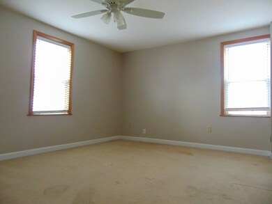 12 Spring St unit 12, Woburn, MA 01801 - photo 6