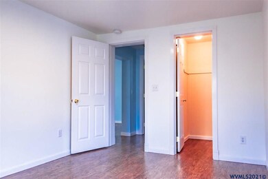 24 S 3rd St, Independence, OR 97351 - photo 5