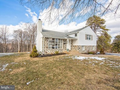 134 Laurel Ln, Broomall, PA 19008 - photo 2