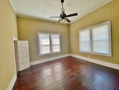 230 Burke Ave, McComb, MS 39648 - photo 2