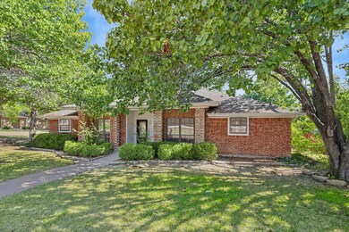 201 Cedar Ridge St, Wylie, TX 75098 - photo 2