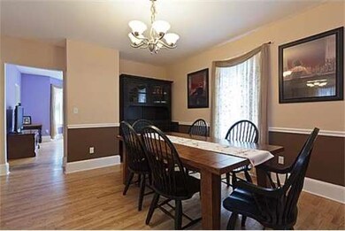 72 Campbell St, Woburn, MA 01801 - photo 6