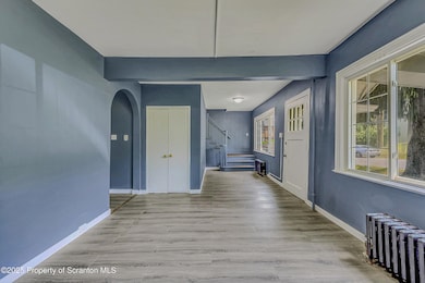 826 Moltke Ave, Scranton, PA 18505 - photo 4