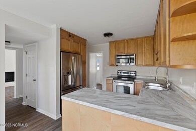 1017 Foscue Dr, Jacksonville, NC 28540 - photo 6