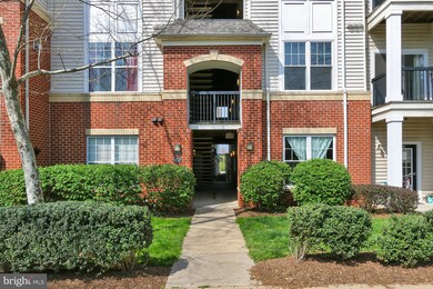 11327 Aristotle Dr unit 5-106, Fairfax, VA 22030 - photo 4