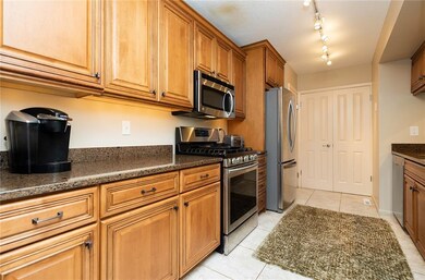 3017 Fox Run, Des Moines, IA 50321 - photo 2