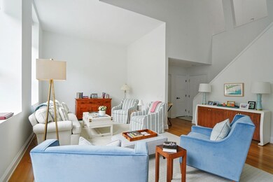 40 Seaver St unit 8, Wellesley Hills, MA 02481 - photo 4