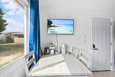 1099 Bonita St unit 2, Tustin, CA 92780 - photo 2