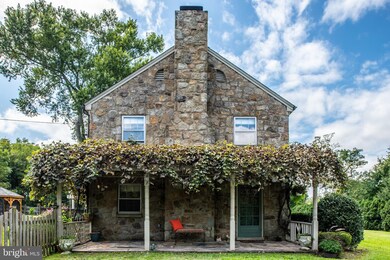 8436 Emerald Ln, Marshall, VA 20115 - photo 3