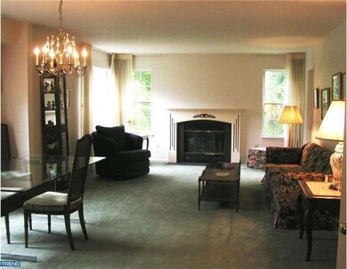 202 Nottingham Ct, Glen Mills, PA 19342 - photo 2