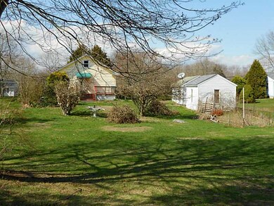 125 Quannacut Rd, Westerly, RI 02891 - photo 2